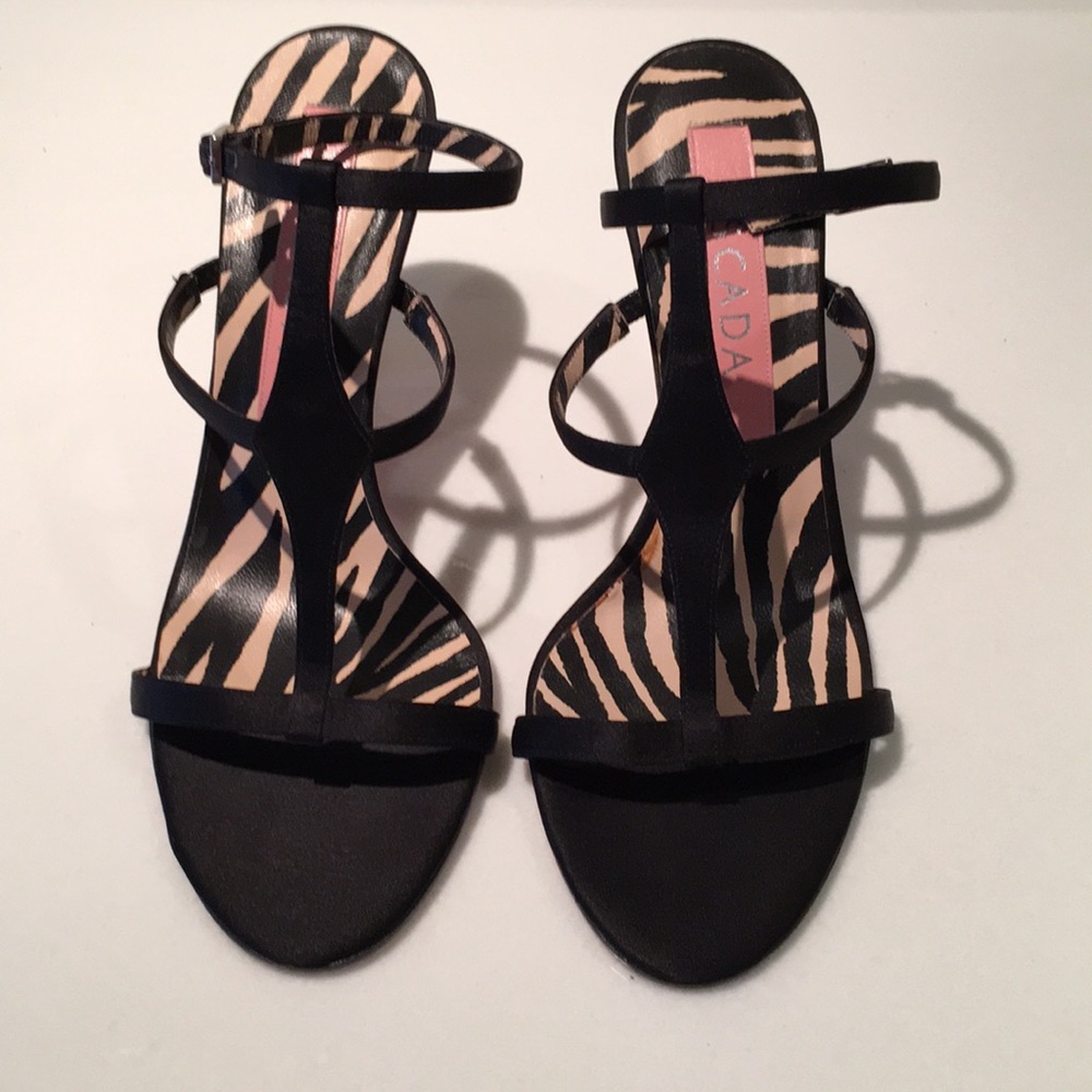 Women’s shoes